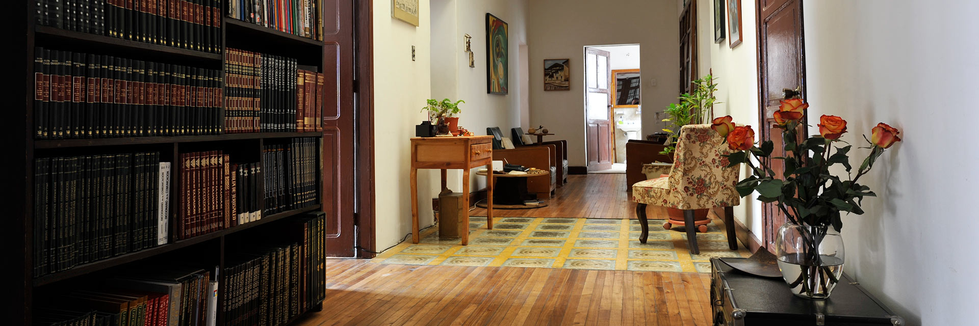Family Student Residence close to El Ejido park